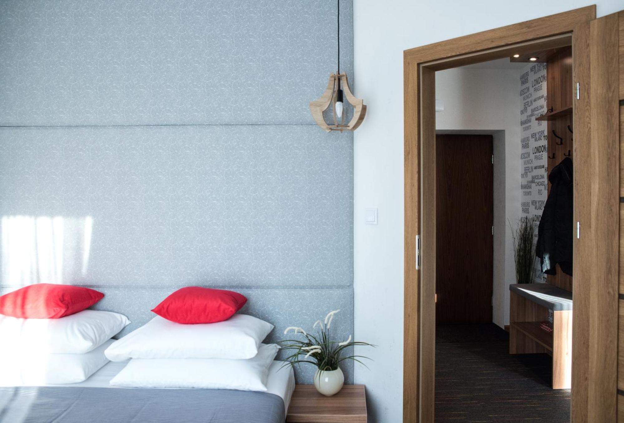 Apartamenty Czestochowa Eu 'Garaz Gratis' Екстериор снимка